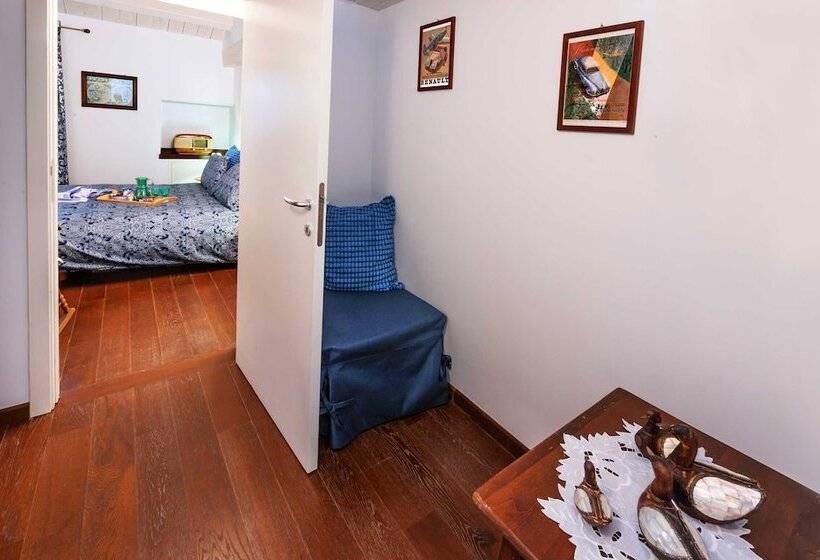 اتاق استاندارد سه نفره, Lillac Cottage