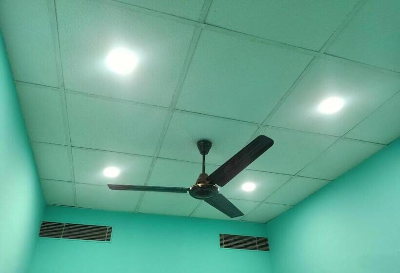 اتاق کلاسیک سه تخته, Super Hotel O Sofitel