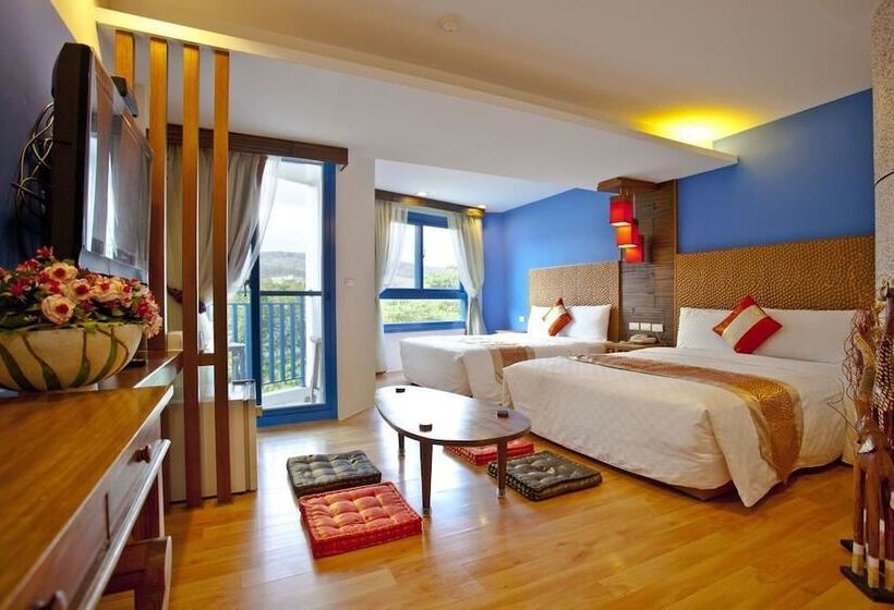 اتاق استاندارد چهار تخته, Golden Sea Inn