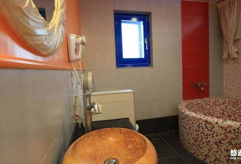 اتاق استاندارد, Golden Sea Inn