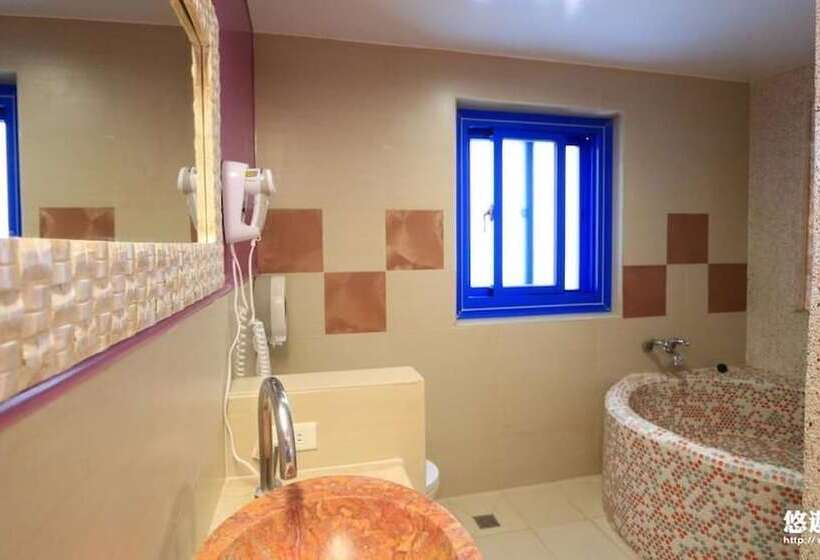 اتاق استاندارد, Golden Sea Inn