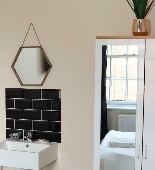 اتاق استاندارد, Huntsman Tavern