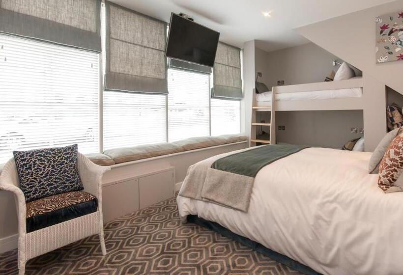 غرفة ديلوكس عائلية, Rooms At Number One