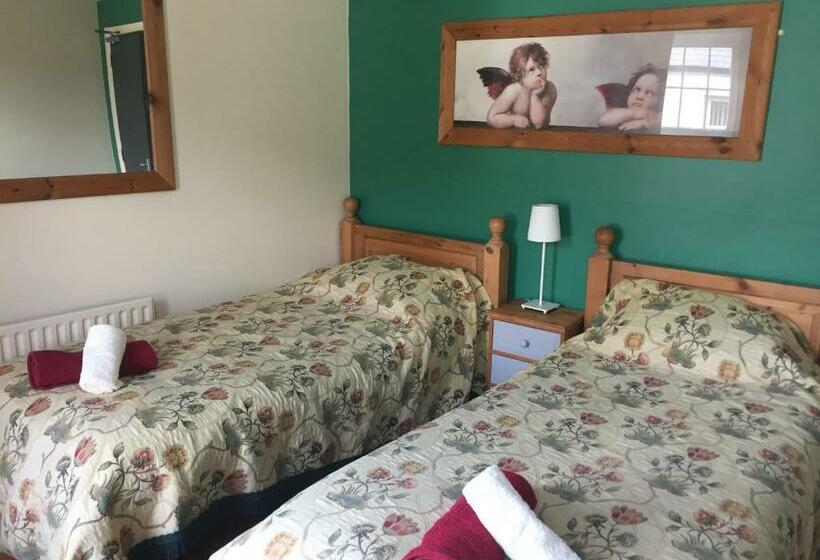 اتاق استاندارد, Roomz