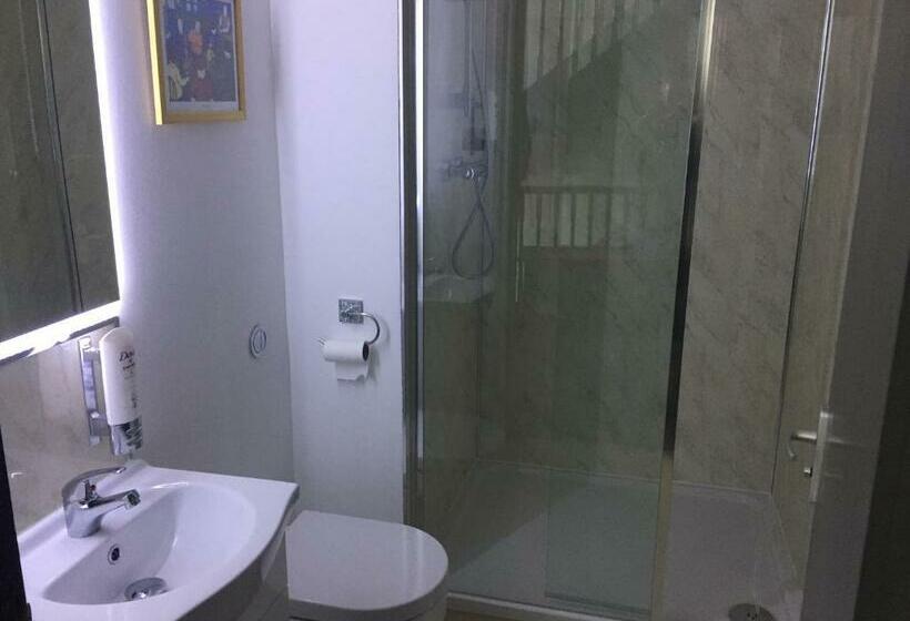 Номер Стандарт, Roomz