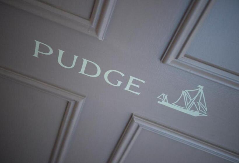 חדר דחוקס עם מיטת קינג, White Horse