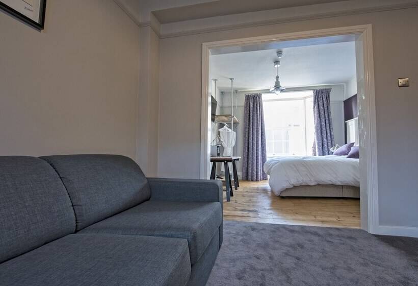 חדר סטנדרט, White Horse