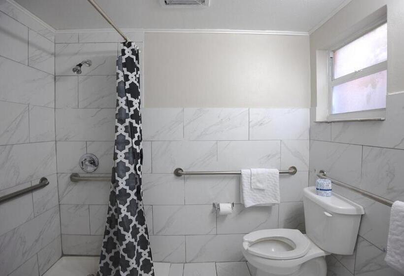 Номер Премиум, Budget Motel  Titusville