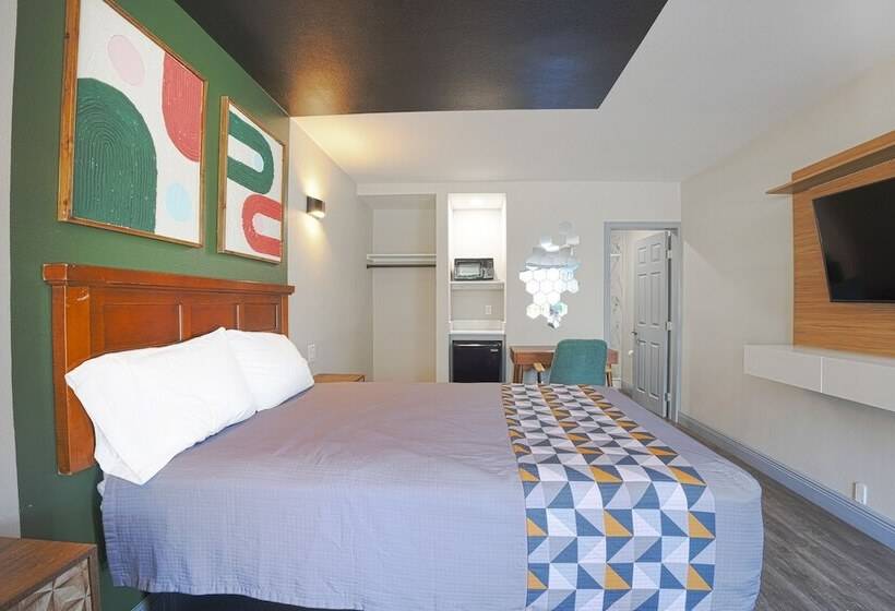 Апартаменты 1 Спальня, Budget Motel  Titusville