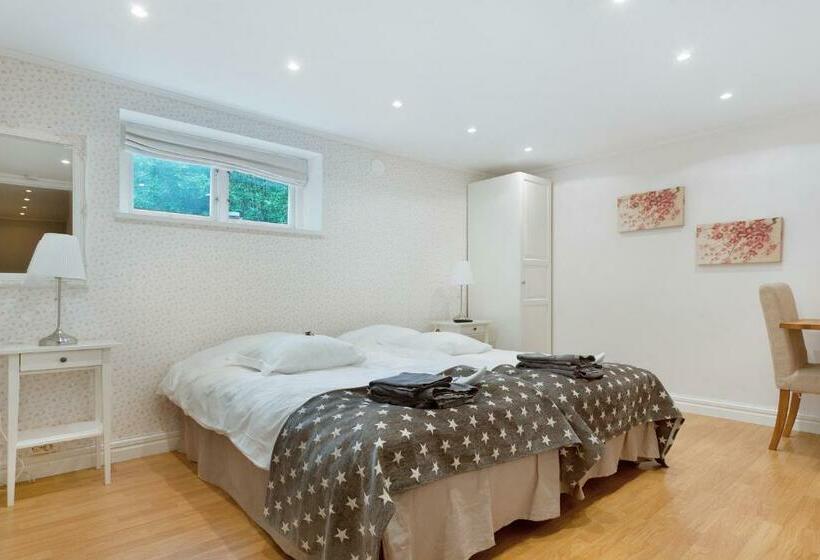 バス共有のスタンダードルーム, 5:ans Bed & Breakfast