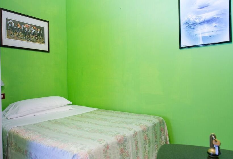 Habitación Estándar Individual, Altavilla 9