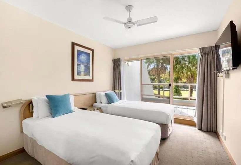 Huoneisto 3 Makuuhuonetta, Charlesworth Bay Beach Resort