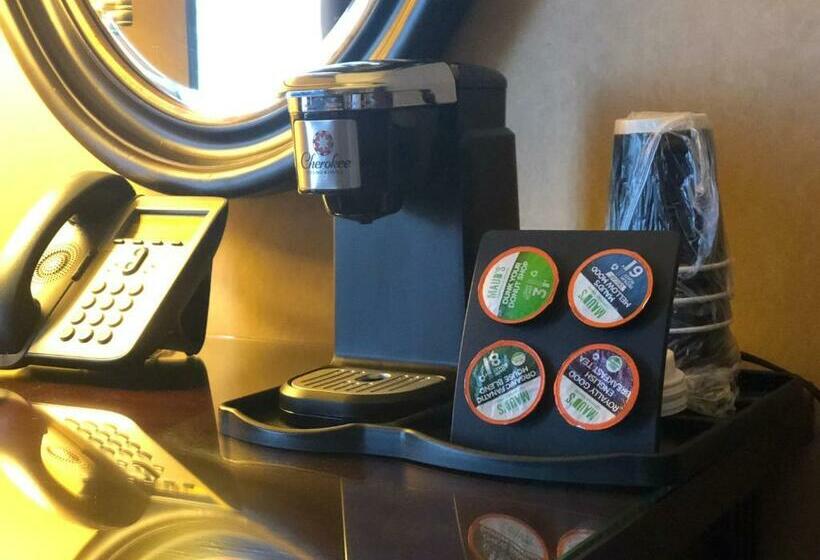 غرفة قياسية, Cherokee Casino West Siloam Springs Resort