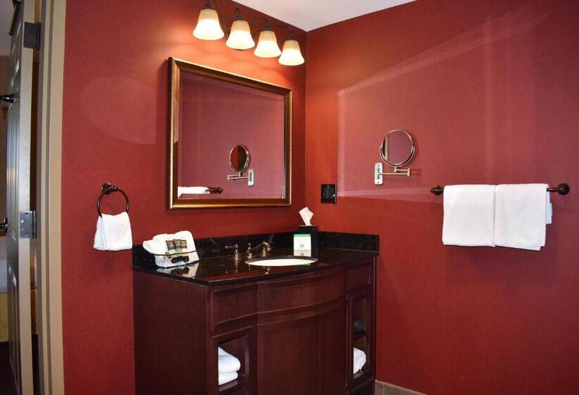 جناح إدارى, Cherokee Casino West Siloam Springs Resort