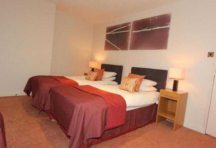 スタンダードトリプルルーム, Gwesty Nanhoron Arms