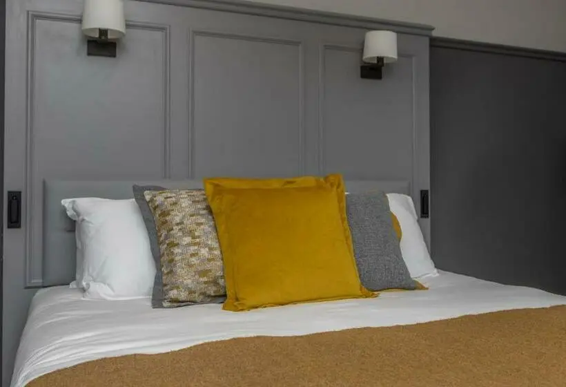 Standard Room, Marmalade