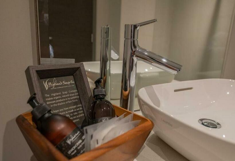 Superior Room, Marmalade