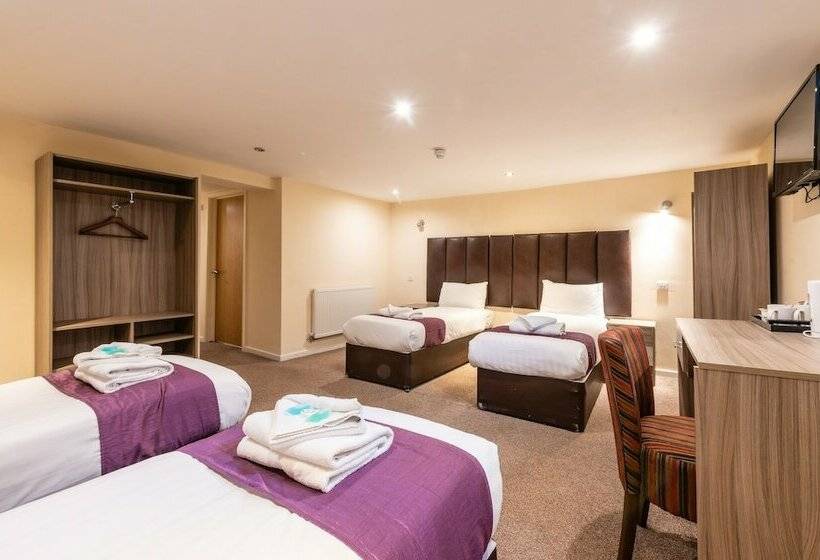 スタンダード４人部屋, Quarterz