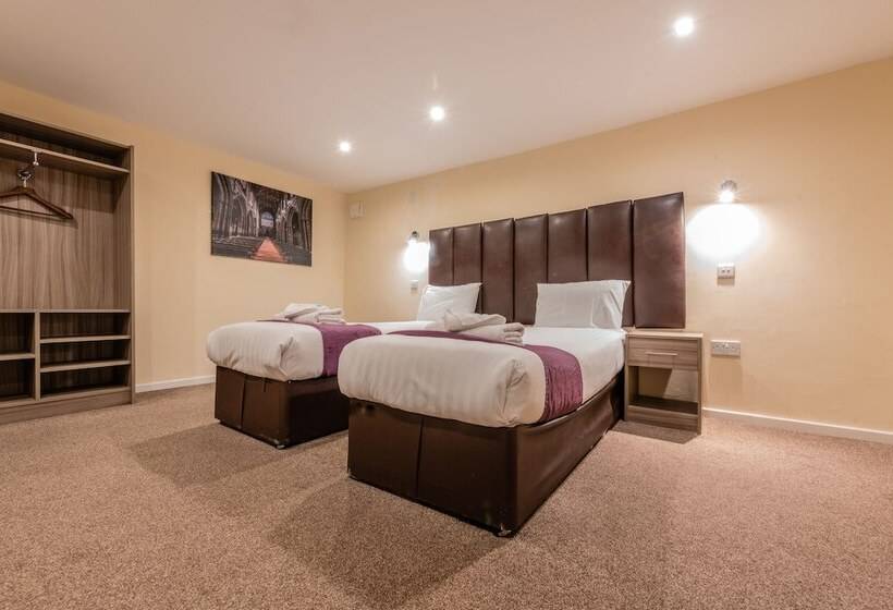 ３ベッドルームアパートメント, Quarterz