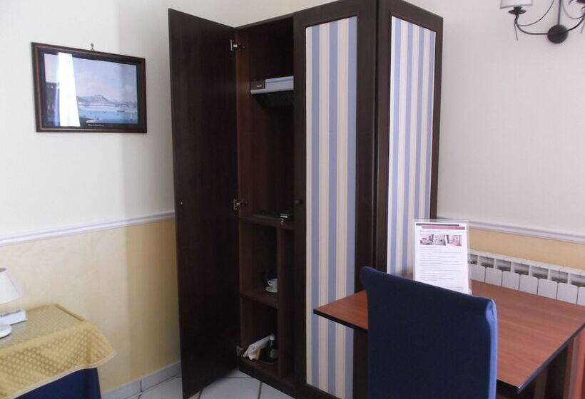 اتاق استاندارد, Santa Lucia 50