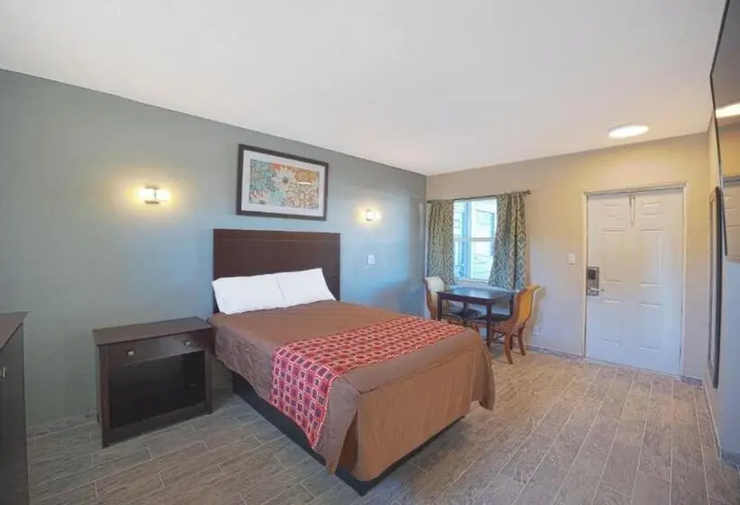 １ベッドルームアパートメント, Sunrise Inn by OYO Titusville FL