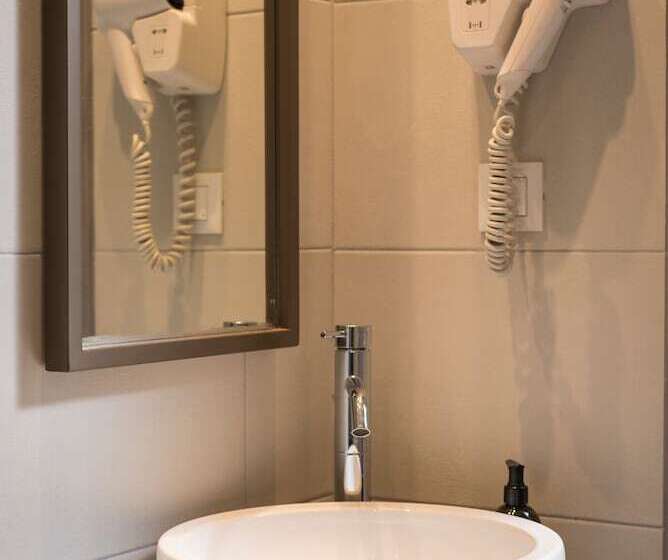 Deluxe Studio, Irini Stalos Apartments