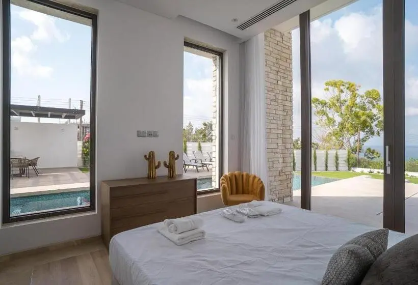 1-Bedroom Villa Garden View