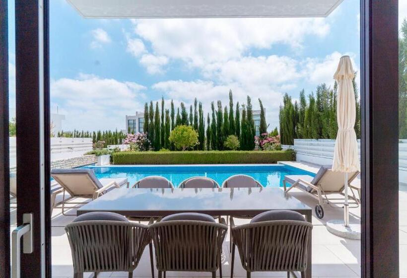 וילה דלוקס חדר שינה 1, Cap St Georges Villas