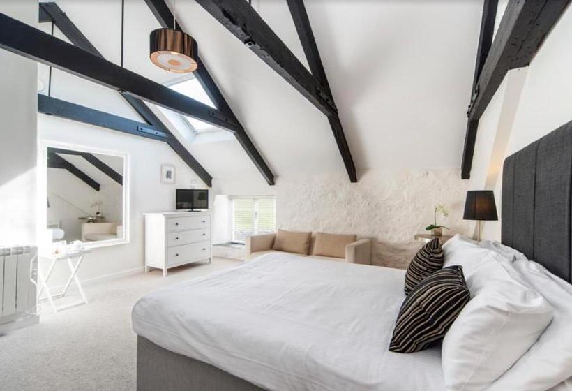 Номер Superior, Cape Cornwall Club