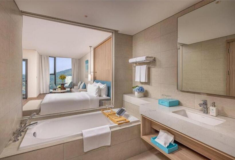 استودیو استاندارد با تخت کینگ, A La Carte