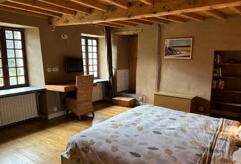 デラックスの4人部屋, Fount Estremiero