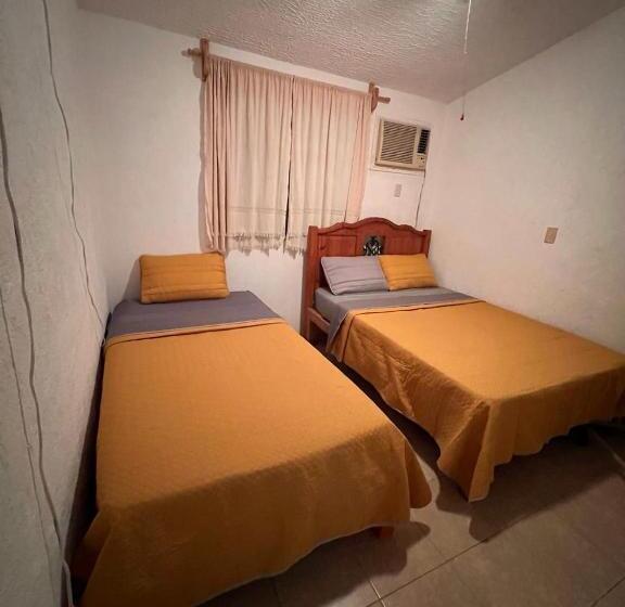 خانه 3 خوابه, La Casita De Peter En Ixtapa