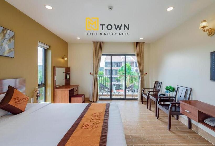 اتاق لوکس با بالکن, Luxy Park Hotel & Apartments Mtown