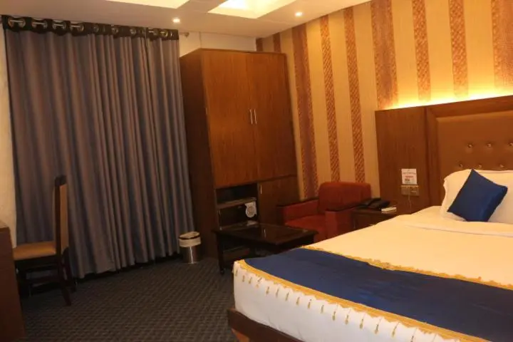 اتاق سوپریور با تخت بزرگ, New Hotel Grand View