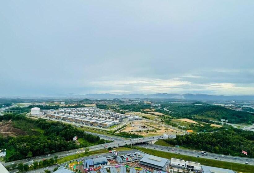 스탠다드 발코니 스튜디오, Nilai Youth City Residence