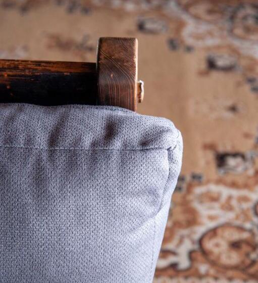 سوئیت 2 خوابه, Hay Barn Unique Experience Visole