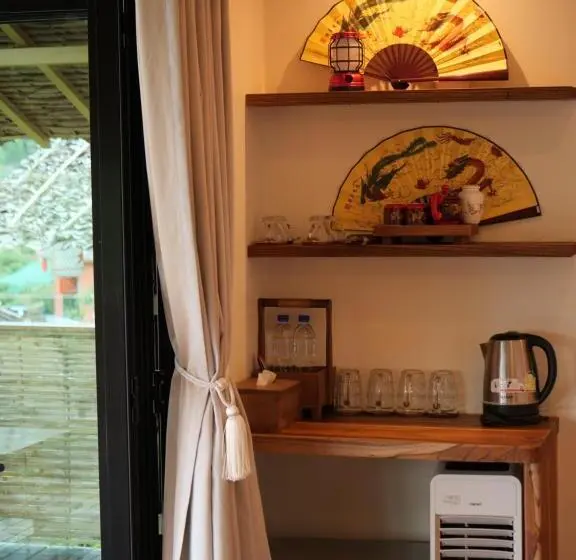 Standard-huone Järvinäkymä, Hedreung Banrakthai Homestay And Camping