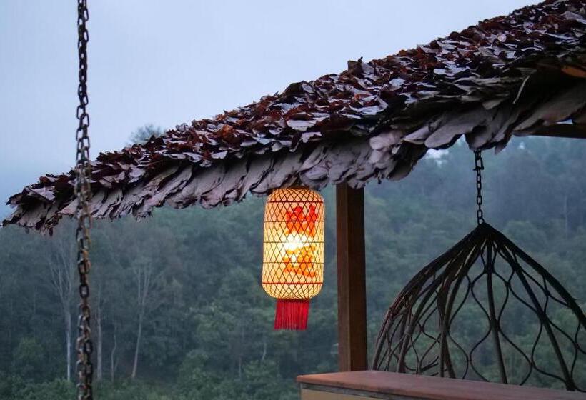 Номер Стандарт Вид на Озеро, Hedreung Banrakthai Homestay And Camping