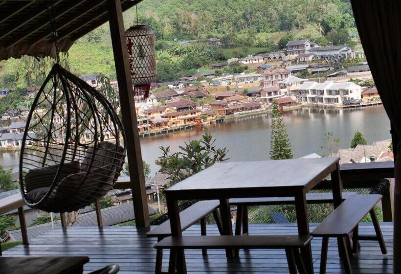 Номер Стандарт Вид на Озеро, Hedreung Banrakthai Homestay And Camping