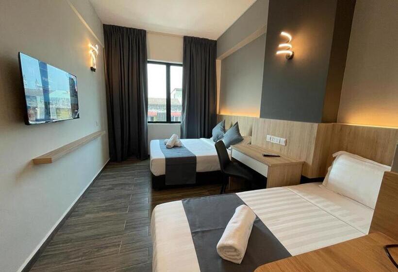 豪华三人间, Dj Citi Plaza Hotel & Suites