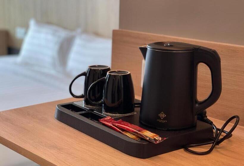 غرفة ديلوكس ثلاثية, Dj Citi Plaza Hotel & Suites