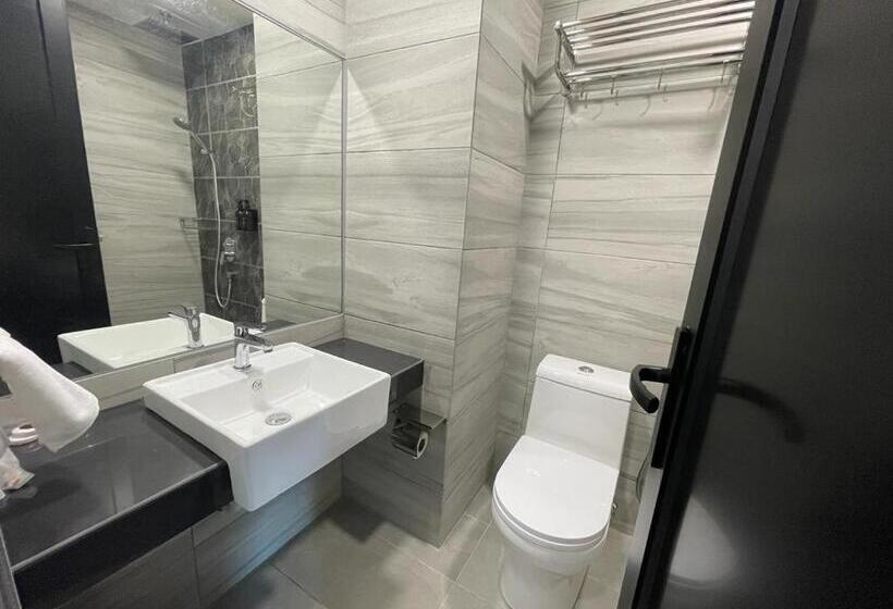 家庭间, Dj Citi Plaza Hotel & Suites