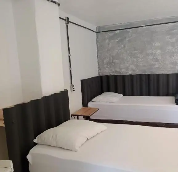 スイート（家族用）, Pousada   Hostel Central