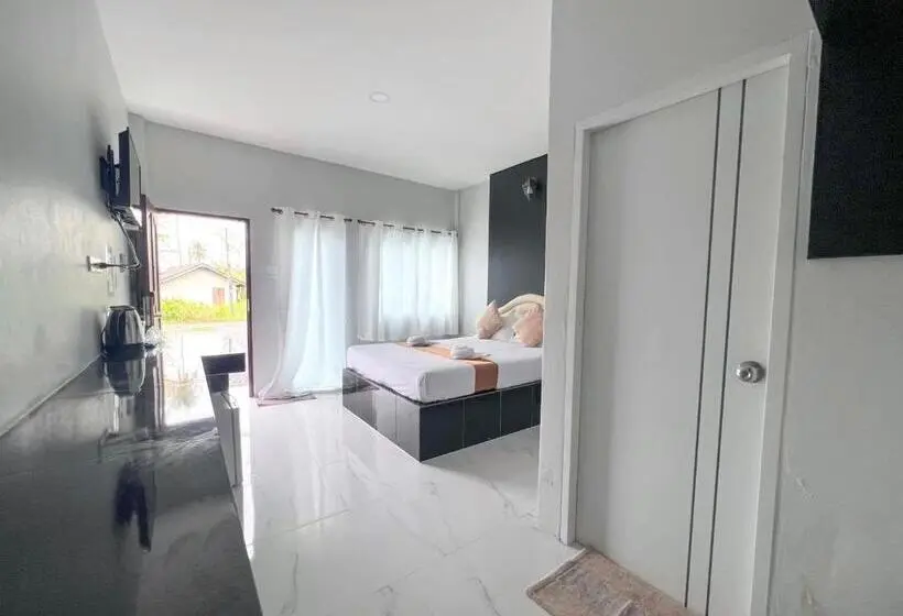 デラックスルーム, Bm Beach Resort Satun บีเอ็มบีชรีสอร์ท