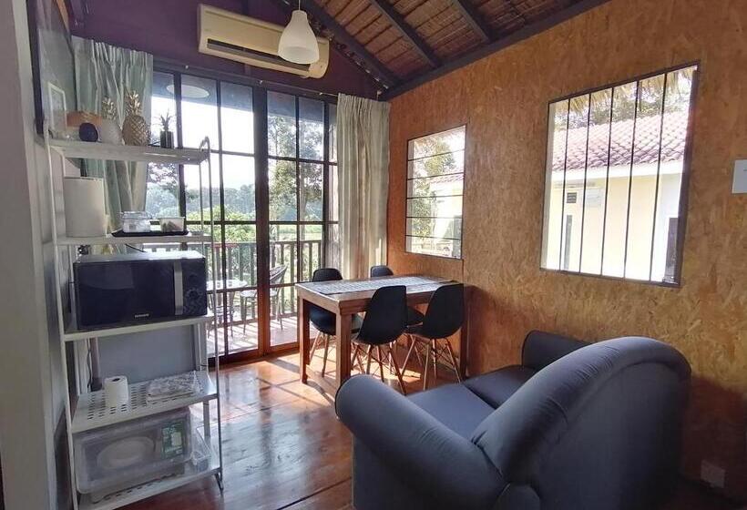 Family-Studio, Resort D Rumah Bonda River View Kuala Kangsar