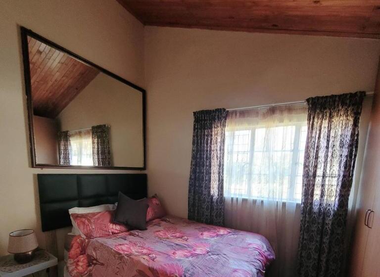 اتاق خانوادگی, Nehvey Guesthouse