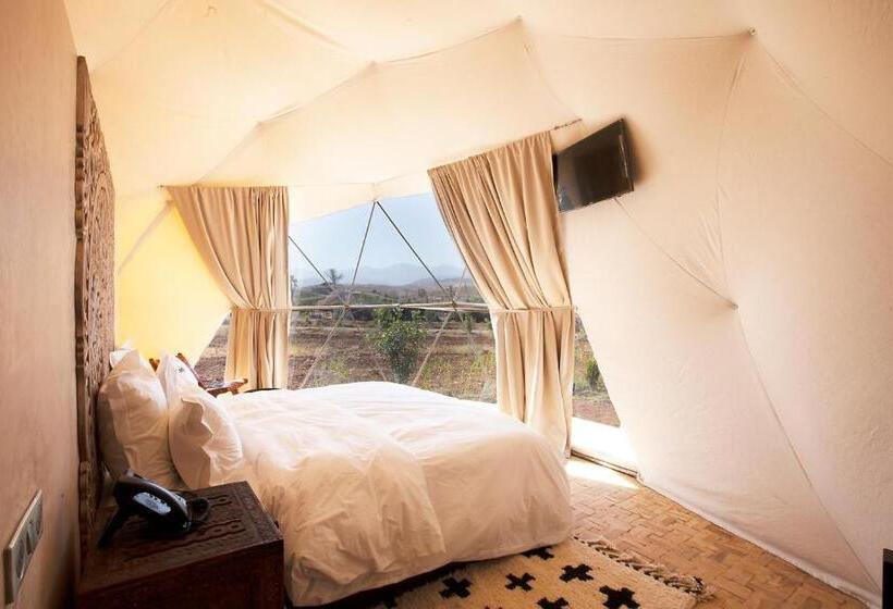 چادر با خدمات رفاهی استاندارد, The Ranch Resort