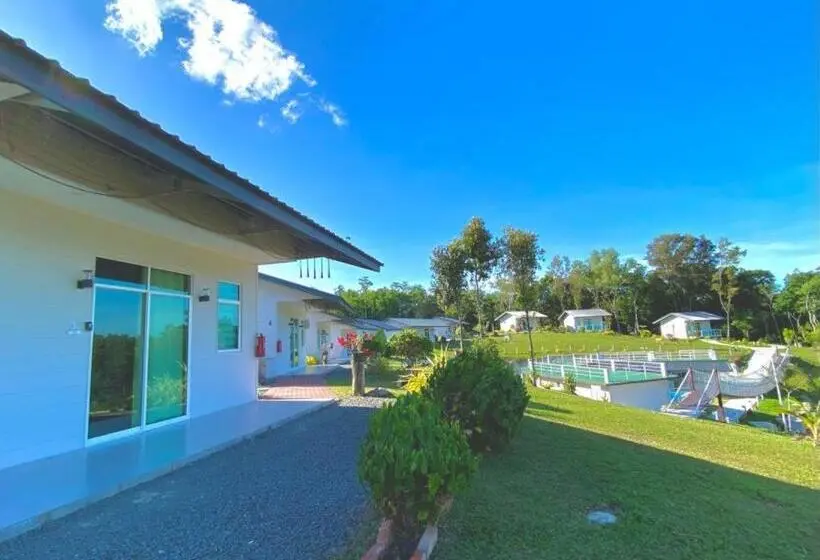 اتاق لوکس سه تخته, D View Holiday Homes