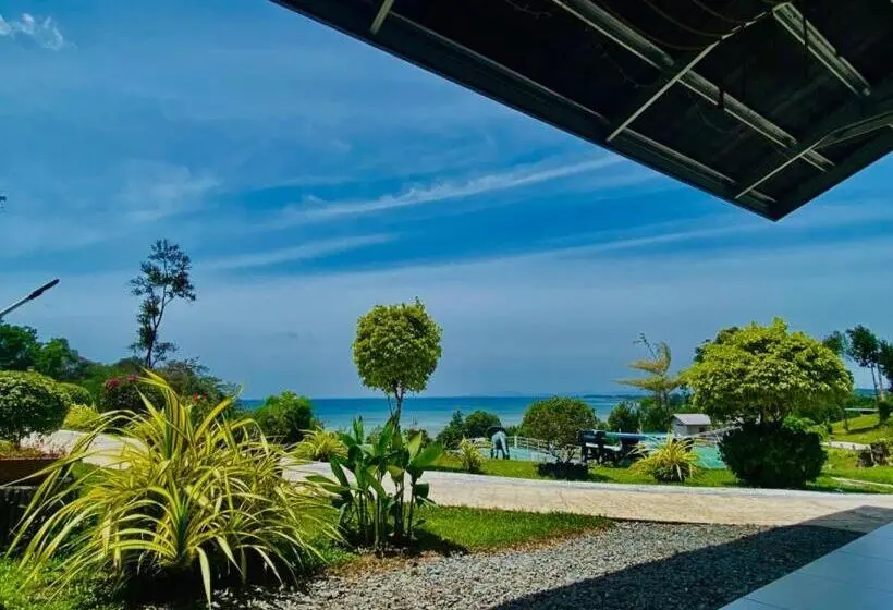 سوییت با چشم‌انداز دریا, D View Holiday Homes
