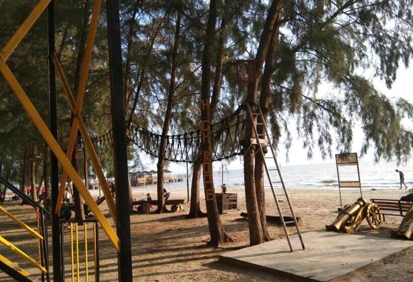 חדר משפחתי נוף לים, Zous Homestay